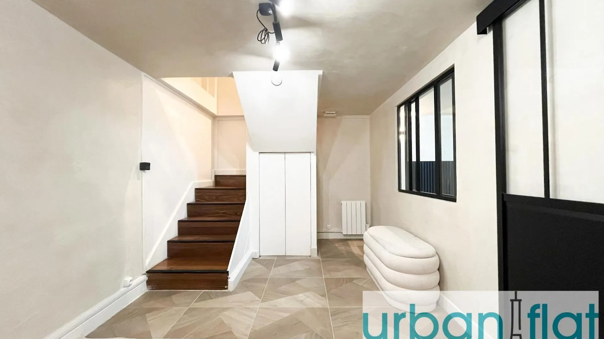 09 - Stylish Duplex Champs-Elysees Παρίσι Γαλλία